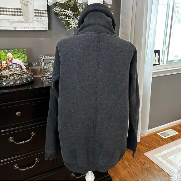 Lululemon Avenue Funnel neck Pullover sweatshirt dark gray charcoal Size 10 - Picture 6 of 15